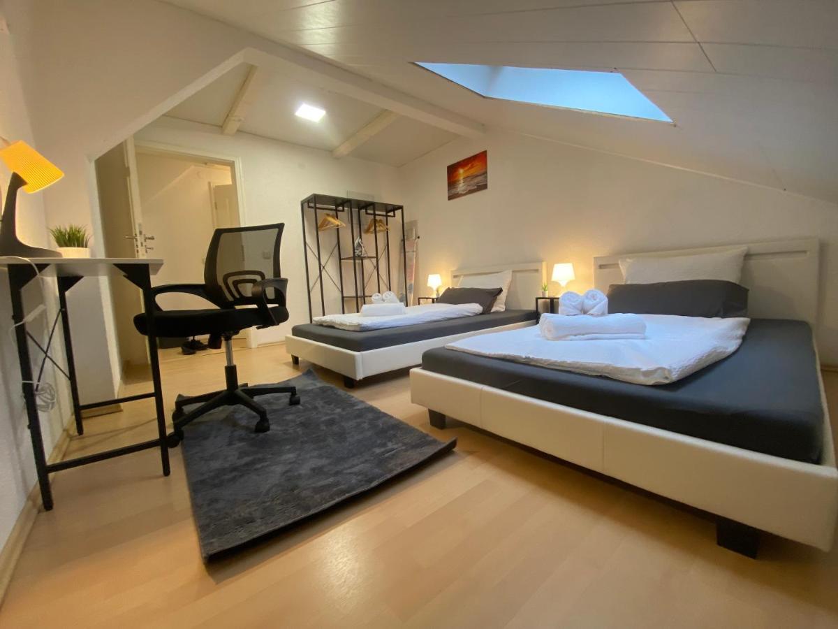 Deluxe Business Suite Mit Netflix Premium & Parkplatz, Zentral Zu Audi & Schwarz Gruppe With 2 Bedrooms Bad Friedrichshall Eksteriør bilde